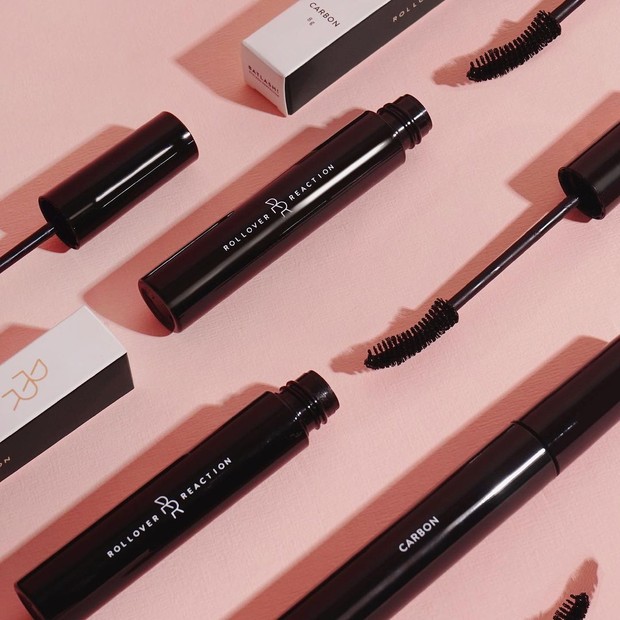 ROLLOVER REACTION Batlash! Eyelash Perfector (instagram.com/rolloverreaction) ROLLOVER REACTION Batlash! Eyelash Perfector