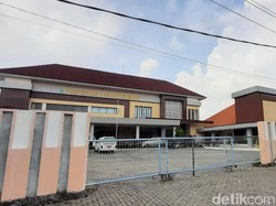 Kondisi 13 Warga Klaster Pekerja Madura di Lamongan Membaik