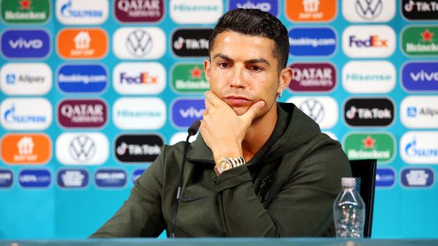 Soccer Football - Euro 2020 - Portugal Press Conference - Puskas Arena, Budapest, Hungary - June 14, 2021 Portugal's Cristiano Ronaldo during the press conference UEFA/Handout via REUTERS ??ATTENTION EDITORS - THIS IMAGE HAS BEEN SUPPLIED BY A THIRD PARTY. NO RESALES. NO ARCHIVES
