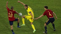 Dalam pertandingan ini, Swedia cuma melepaskan empat attempts dengan dua on goal. Julio Munoz/Pool via AP.