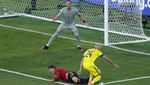 Skor Kacamata Spanyol vs Swedia di Depan Spider-Man & Superman