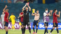 Spanyol tak mampu mencetak gol dan harus puas dengan satu poin di laga perdananya. Mereka ada di posisi kedua grup, di bawah Slovakia yang menang 2-1 atas Polandia. AP Photo/Thanassis Stavrakis, Pool.