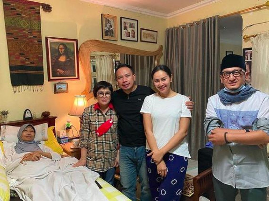 Kata Kalina Oktarani soal Vicky Prasetyo Disebut Ingin Cerai Kata Kalina Oktarani soal Vicky Prasetyo Disebut Ingin Cerai