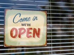 Butuh Buat ke Salon atau Resto? Sertifikat Vaksin Ada di PeduliLindungi.id