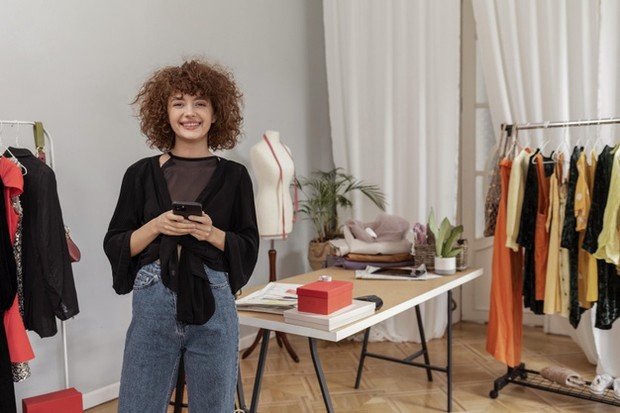 Cara cari signature style/Freepik.com Cara cari signature style