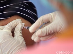 Ibu Positif COVID-19, Bolehkah Tetap Menyusui? Ini Saran Dokter