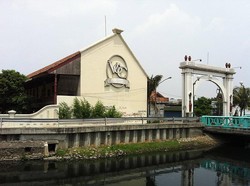 5 Penyebab Keruntuhan VOC, Apa Betul Utamanya karena Korupsi?