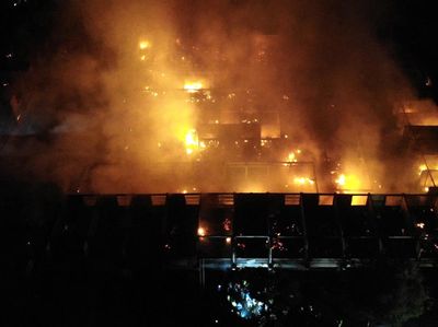 Kebakaran Hanguskan Ratusan Kios Pasar Umum Blahbatuh Bali