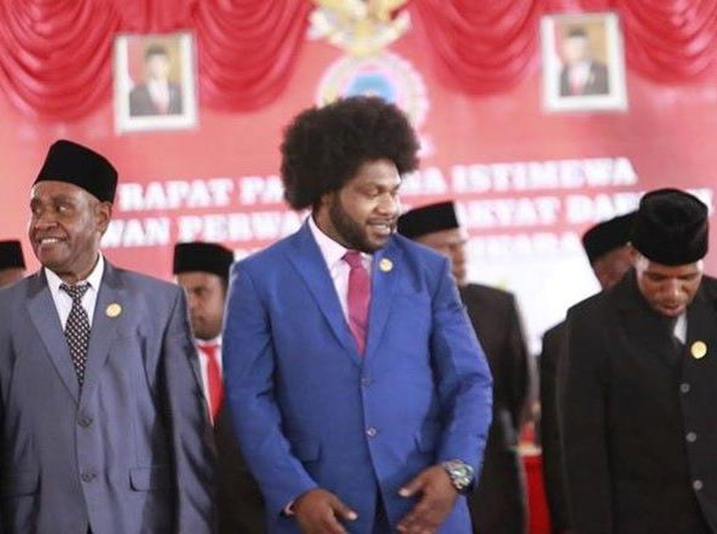 3 Bantahan Ketua DPRD Tolikara soal Danai Pemasok Senpi KKB Papua 3 Bantahan Ketua DPRD Tolikara soal Danai Pemasok Senpi KKB Papua