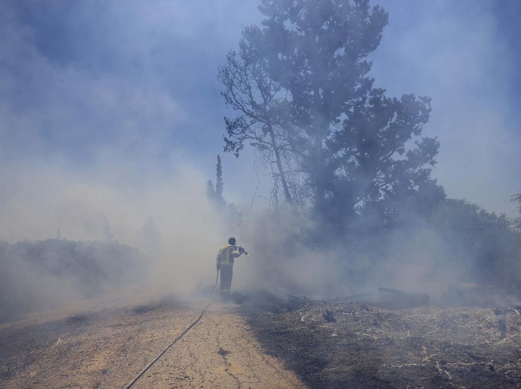 Israel Gempur Gaza Usai Serangan Balon Api, Kematian Corona di AS 600 Ribu Israel Gempur Gaza Usai Serangan Balon Api, Kematian Corona di AS 600 Ribu