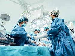 Eka Hospital Hadirkan Layanan Terpadu Batu Ginjal