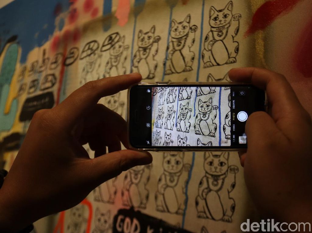 Foto: Pameran Lukisan Bandung Bertema Tumpang Tindih Foto: Pameran Lukisan Bandung Bertema Tumpang Tindih