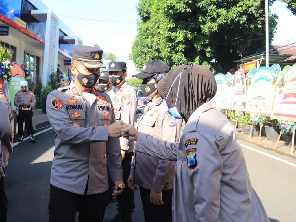 Kapolres Tuban Pamitan ke Anggota hingga Ulama Kapolres Tuban Pamitan ke Anggota hingga Ulama