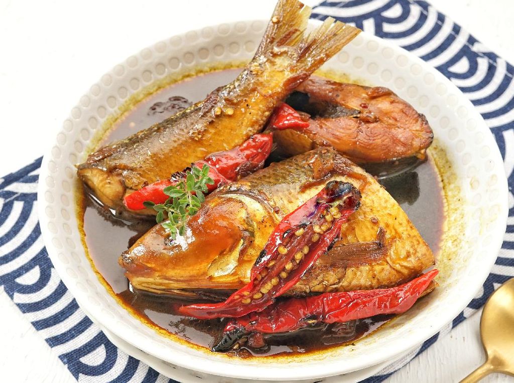 Resep Pindang Bandeng Betawi Kuah Kecap yang Gurih Manis Resep Pindang Bandeng Betawi Kuah Kecap yang Gurih Manis