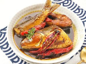 3 Resep Pindang Bandeng, Sajian Khas Imlek yang Berkuah Gurih Segar 3 Resep Pindang Bandeng, Sajian Khas Imlek yang Berkuah Gurih Segar