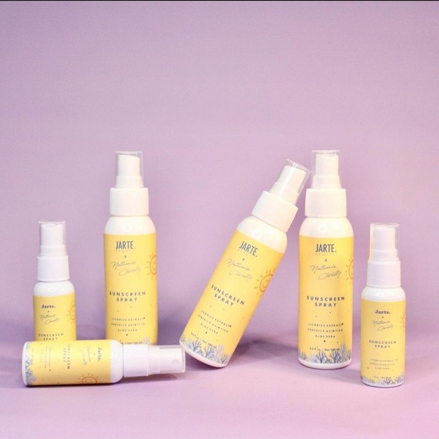 Sunscreen Spray Coral Reef Friendly (sumber : instagram.com/jartebeauty) Sunscreen Spray Coral Reef Friendly (sumber : instagram.com/jartebeauty)