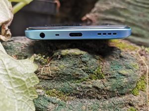 iPhone Dipaksa Pakai USB Type C, Bye-bye Port Lightning iPhone Dipaksa Pakai USB Type C, Bye-bye Port Lightning