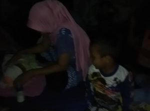 Warga Maluku Tengah Nginap di Gunung Pascagempa M 6,1 Warga Maluku Tengah Nginap di Gunung Pascagempa M 6,1