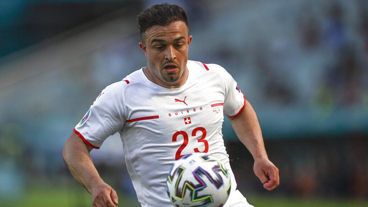 Winger Swiss Xherdan Shaqiri menilai Italia sebagai salah satu favorit di Piala Eropa 2020 (Foto: AP/Ozan Kose)