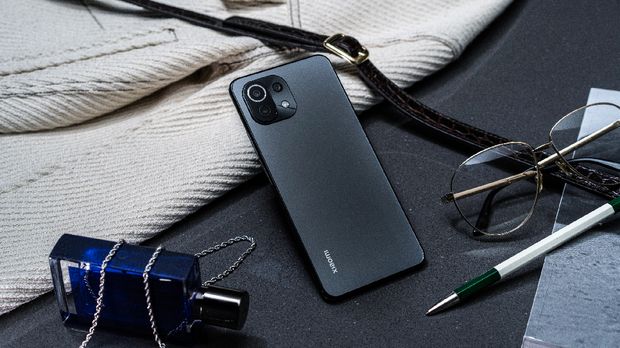 Xiaomi Mi 11 Lite smartphone hp handphone ponsel