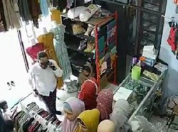 Penjaga Toko Baju di Kota Probolinggo Kena Hipnotis, Uang dan HP Raib