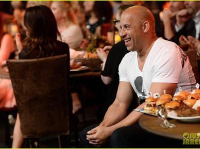 Ayam Goreng dan Pisang Jadi Menu Kesukaan Vin Diesel di Lokasi Syuting