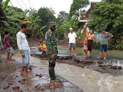 Banjir Genangi Empat Desa di Banyuwangi Banjir Genangi Empat Desa di Banyuwangi