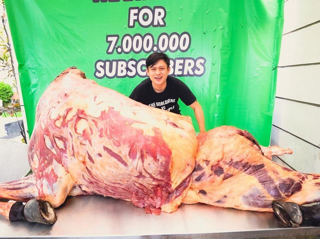 Bobon Santoso Masak Daging Kuda, Picu Pro Kontra Netizen