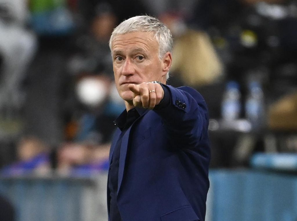 Prancis Pertahankan Didier Deschamps Prancis Pertahankan Didier Deschamps