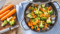 5 Tips Memasak Sayuran agar Vitamin dan Mineralnya Tidak Banyak Hilang