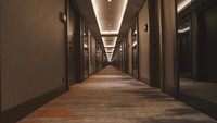 Kamu Tahu, Kalau Koridor Kamar Hotel Harus Selalu Sunyi?