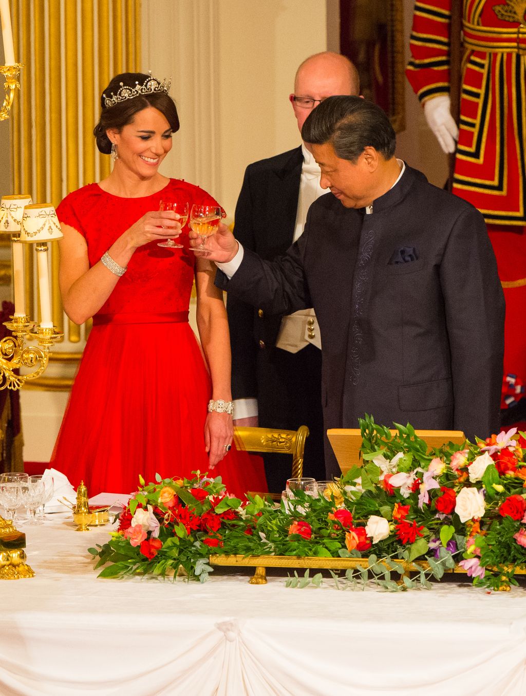 LONDON, ENGLAND - OCTOBER 20:  Chinese President Xi Jinping and Catherine, Duchess of Cambridge attend a state banquet at Buckingham Palace on October 20, 2015 in London, England. The President of the People's Republic of China, Mr Xi Jinping and his wife, Madame Peng Liyuan, are paying a State Visit to the United Kingdom as guests of the Queen. They will stay at Buckingham Palace and undertake engagements in London and Manchester. The last state visit paid by a Chinese President to the UK was Hu Jintao in 2005.  (Photo by Dominic Lipinski - WPA Pool /Getty Images)
