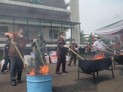 Kejari Tangsel Musnahkan Barang Bukti Perkara Sabu Senilai Rp 5 Miliar