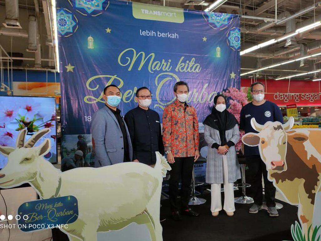 Transmart Bersama 3 Lembaga Kemanusiaan Sediakan Hewan Qurban Berkualitas Transmart Bersama 3 Lembaga Kemanusiaan Sediakan Hewan Qurban Berkualitas