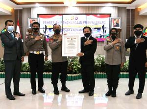 Polda Kalteng Raih Penghargaan Presisi Award dari LEMKAPI Polda Kalteng Raih Penghargaan Presisi Award dari LEMKAPI