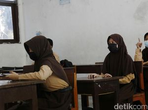 PPDB Jakarta 2021 Sediakan Sekolah Gratis lewat PPDB Bersama, Ini Syaratnya PPDB Jakarta 2021 Sediakan Sekolah Gratis lewat PPDB Bersama, Ini Syaratnya