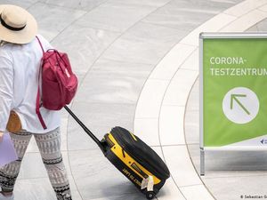 Uni Eropa Cabut Larangan Masuk untuk Warga AS dan 7 Negara Lain