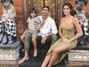Gemas! El Barak Ungkap Hubungan Jessica Iskandar dengan Vincent Verhaag Gemas! El Barak Ungkap Hubungan Jessica Iskandar dengan Vincent Verhaag
