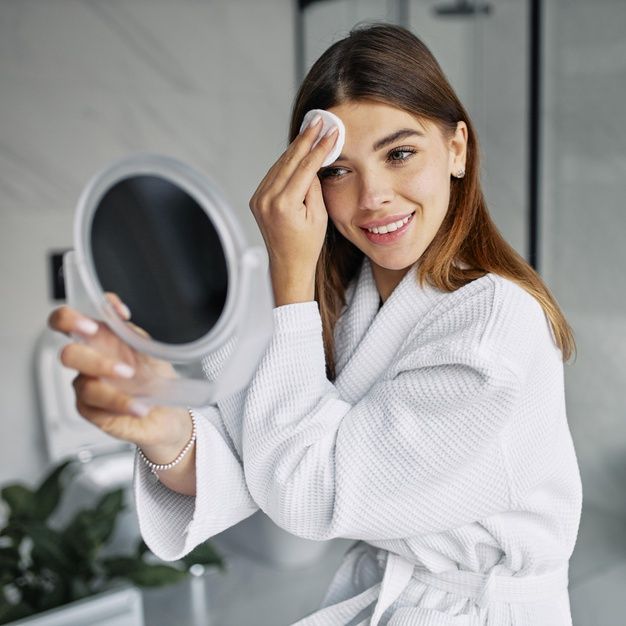 Double Cleansing untuk membersihkan kotoran secara menyeluruh