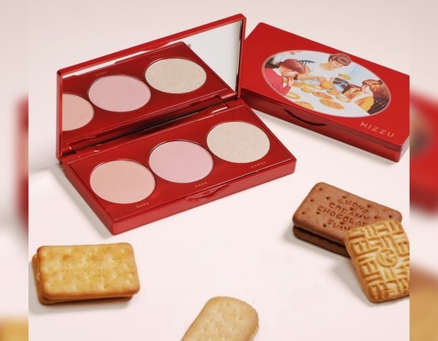 Face Palette dari Mizzu x Biskuit Khong Guan/Foto: Instagram.com/mizzucosmetics kolaborasi makeup terunik