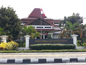Ketua DPRD Bantul dan Istri Positif COVID-19