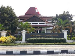 Ketua DPRD Bantul dan Istri Positif COVID-19