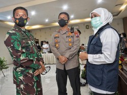 Kapolda Jatim Minta Penyekatan di Zona Merah COVID-19 Diperketat