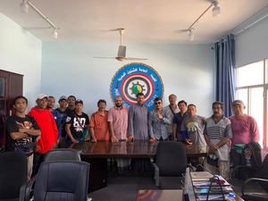 KBRI Muscat Bantu Pulangkan 12 ABK WNI Korban Eksploitasi Kapal Somalia KBRI Muscat Bantu Pulangkan 12 ABK WNI Korban Eksploitasi Kapal Somalia