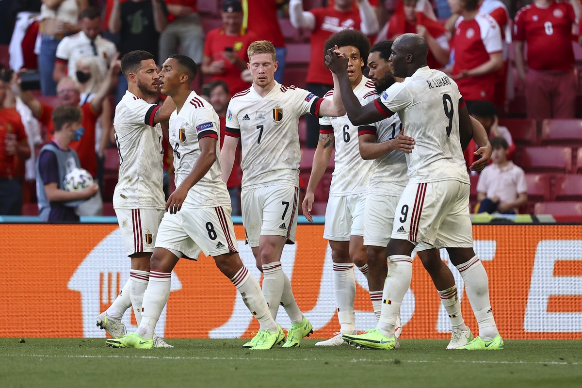 Tarian Lukaku, Sentuhan Duo Hazard, Tendangan Geledek De Bruyne (AP/Wolfgang Rattay)
