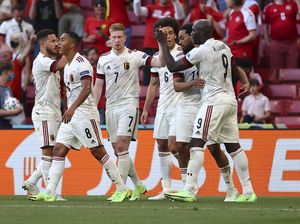 Tarian Lukaku, Sentuhan Duo Hazard, Tendangan Geledek De Bruyne