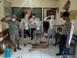 4 Manusia Silver Diamankan Karena Dianggap Ganggu Ketertiban di Lamongan