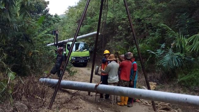 Warga Kampung di Sukabumi Selatan  Segera Menikmati Listrik 