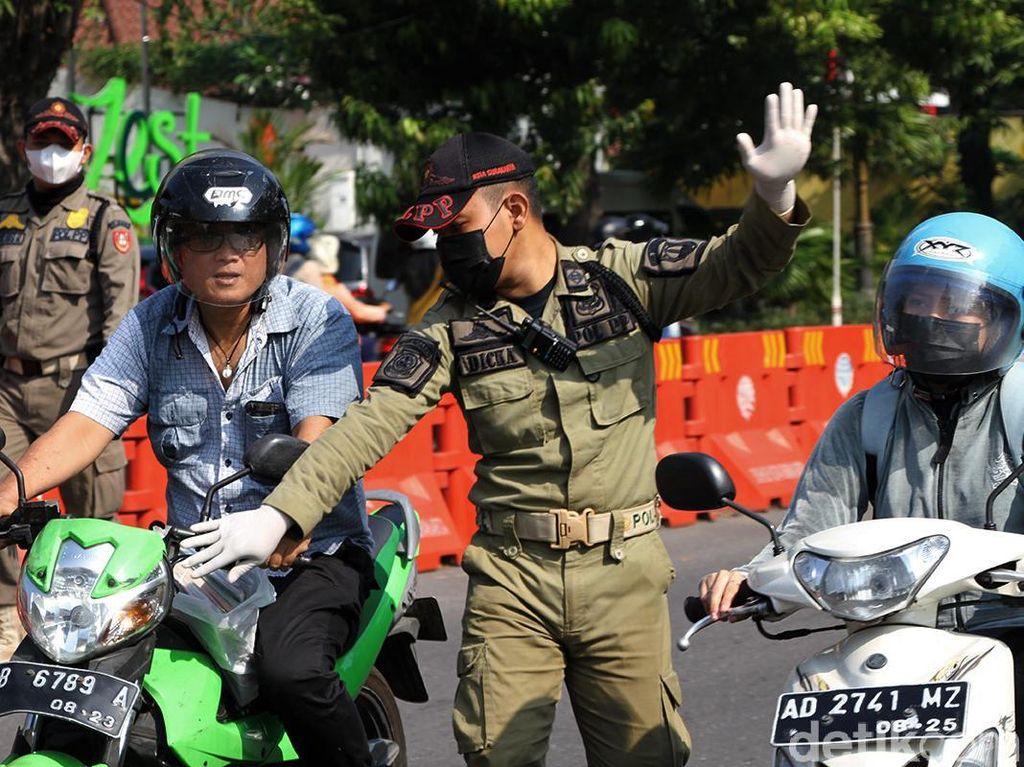 Selain Euforia Vaksin, Apa yang Buat Masyarakat Ngeyel Patuhi Prokes? Selain Euforia Vaksin, Apa yang Buat Masyarakat Ngeyel Patuhi Prokes?