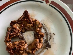 Pria Ini Temukan Endapan Menjijikan Pada Jus Kemasan yang Diminum